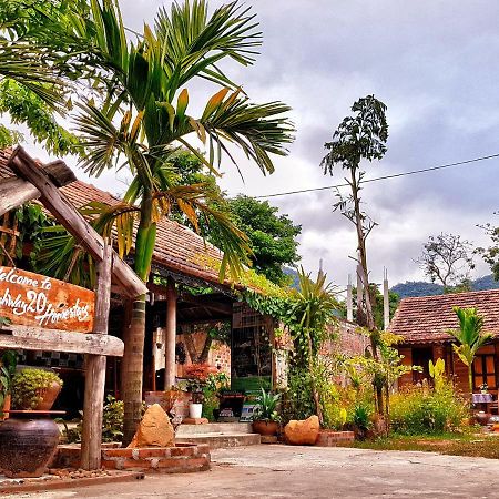 Highway 20 Homestay Phong Nha Exteriér fotografie