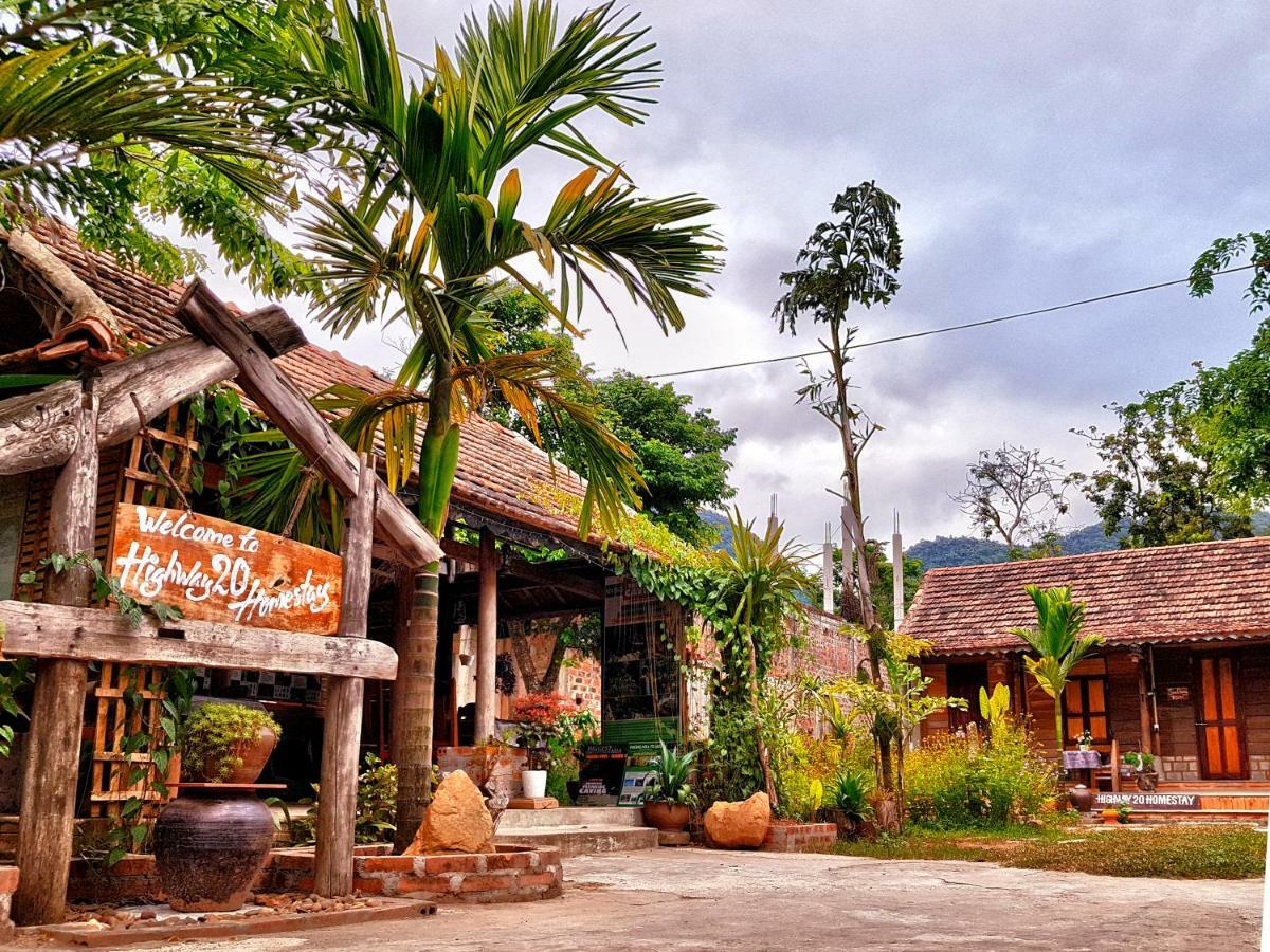 Highway 20 Homestay Phong Nha Exteriér fotografie